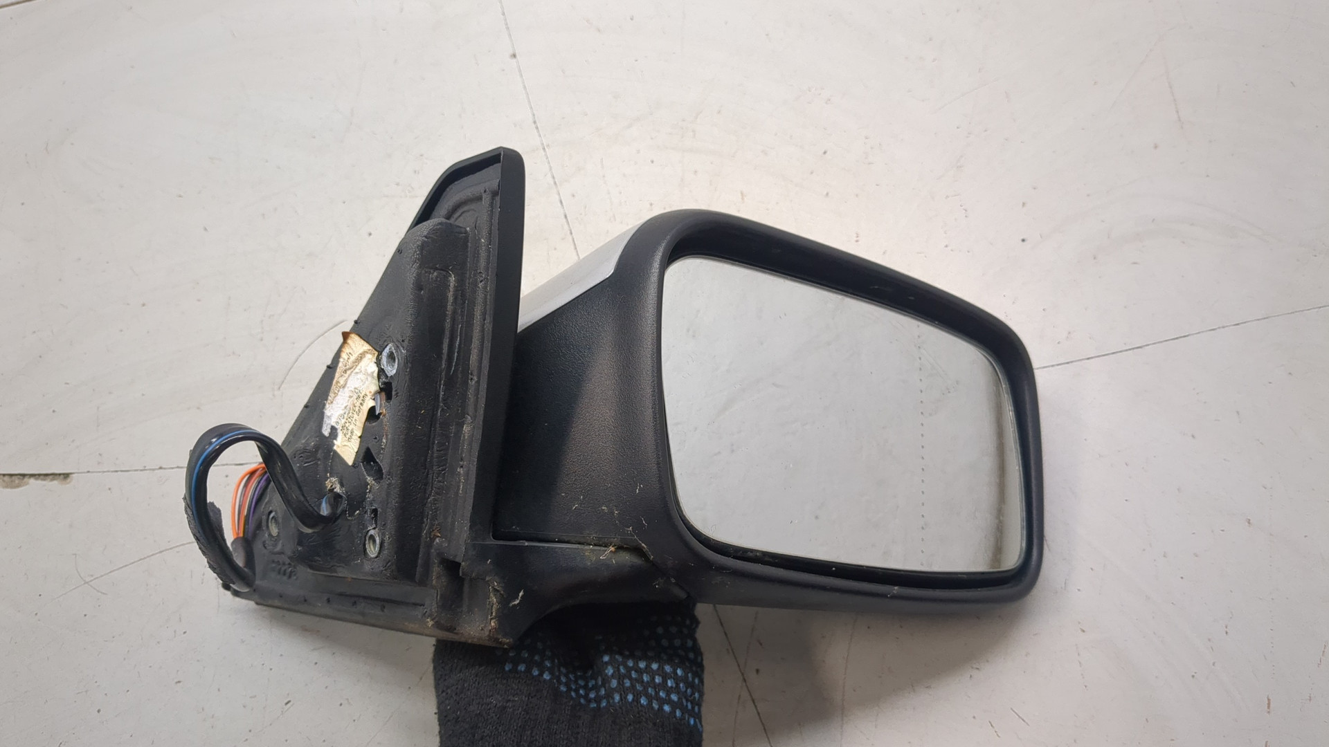 Зеркало правое электрическое