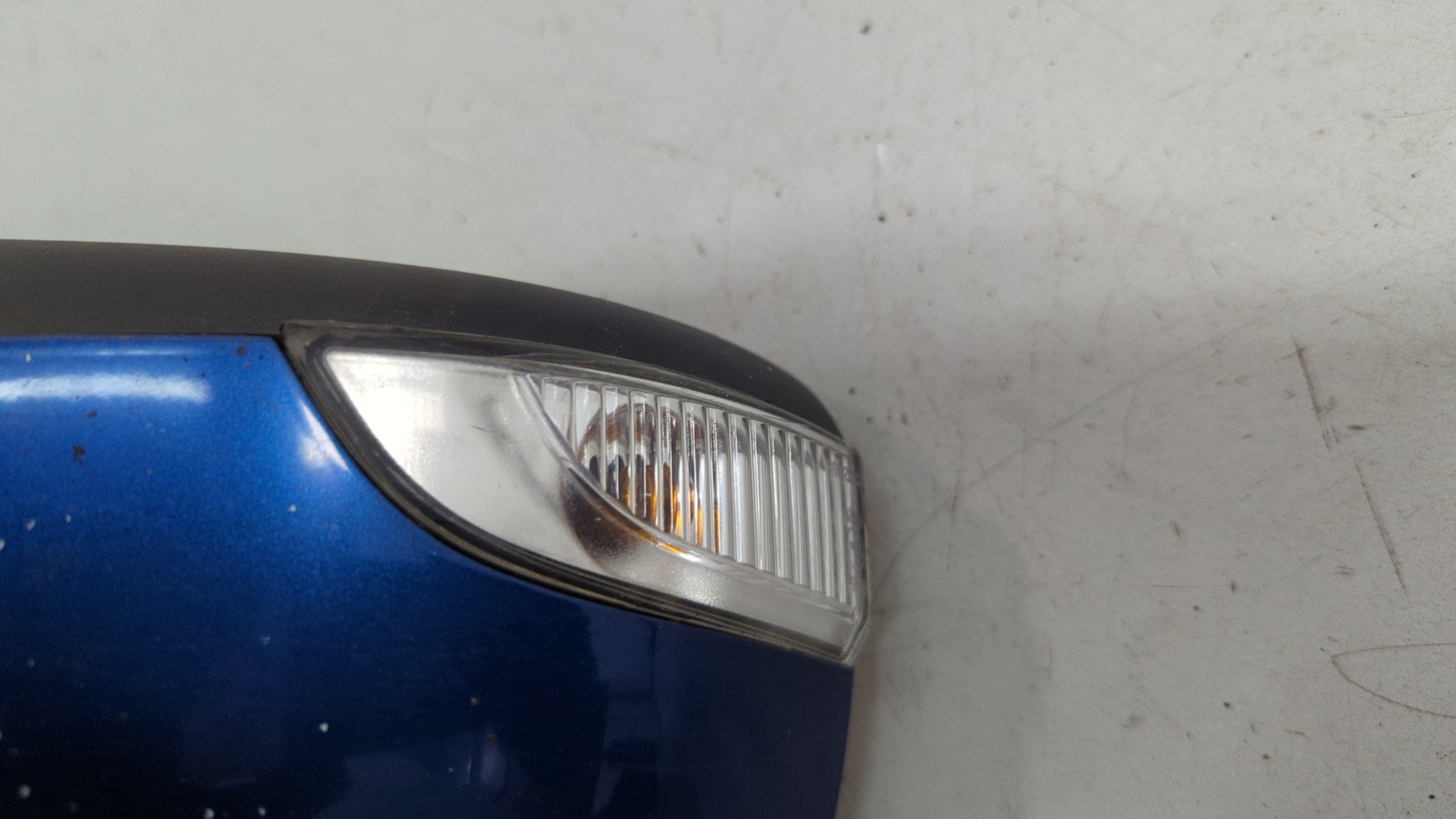 Зеркало правое электрическое