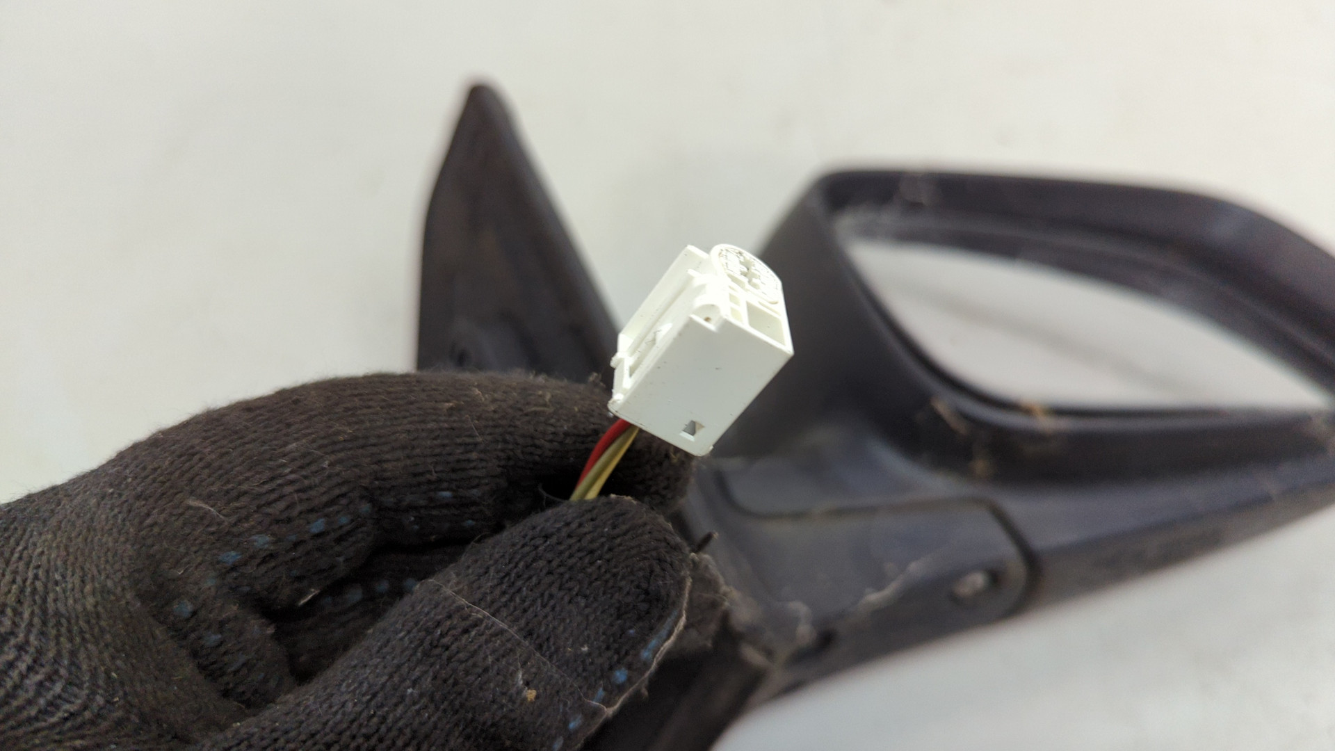 Зеркало правое электрическое