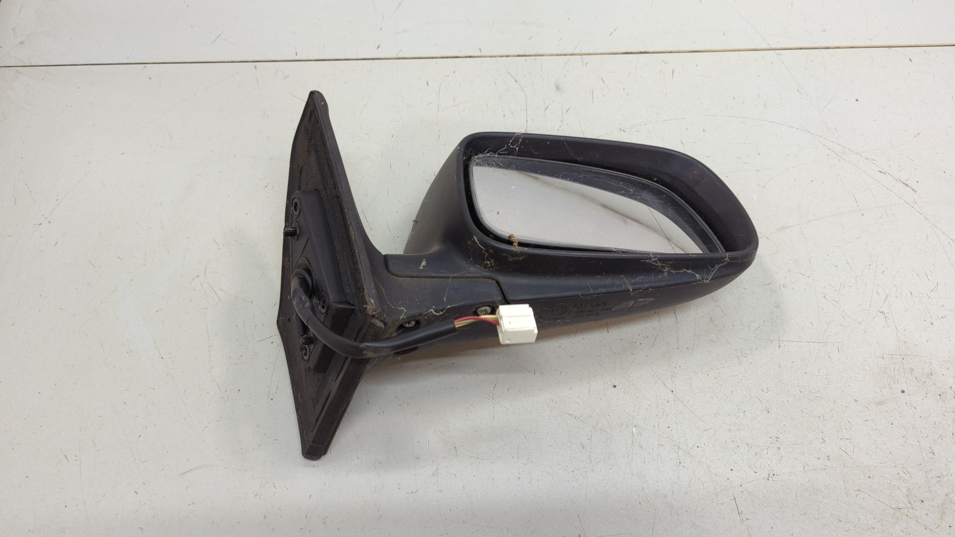 Зеркало правое электрическое