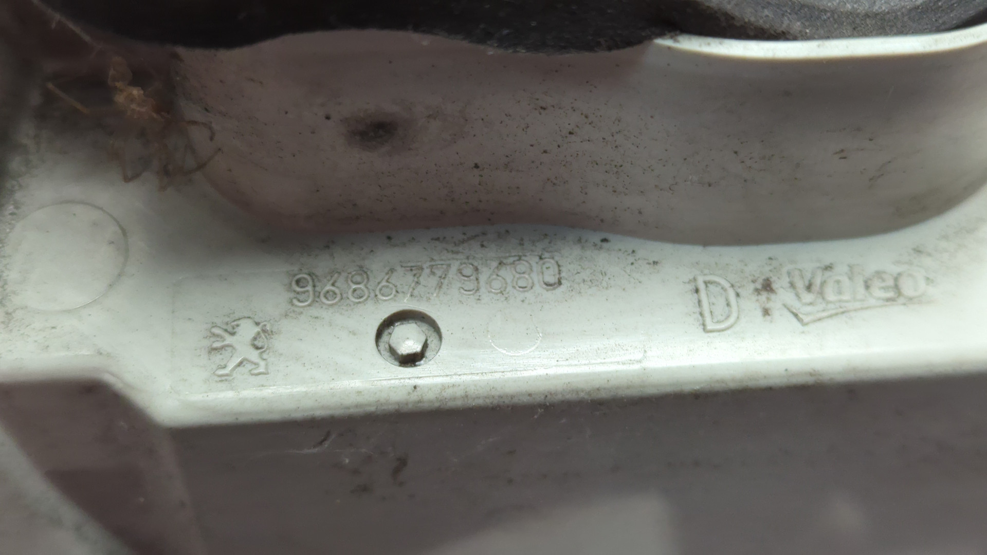 Фонарь задний правый