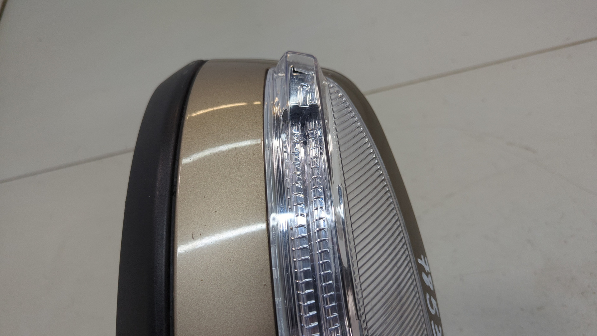 Зеркало правое электрическое