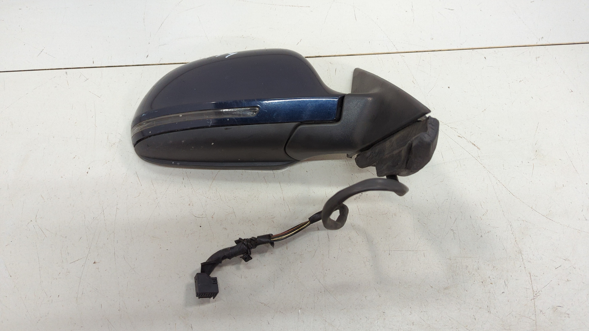 Зеркало правое электрическое