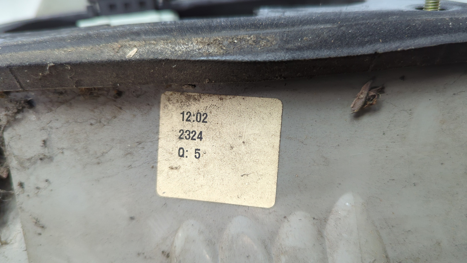 Фонарь задний левый