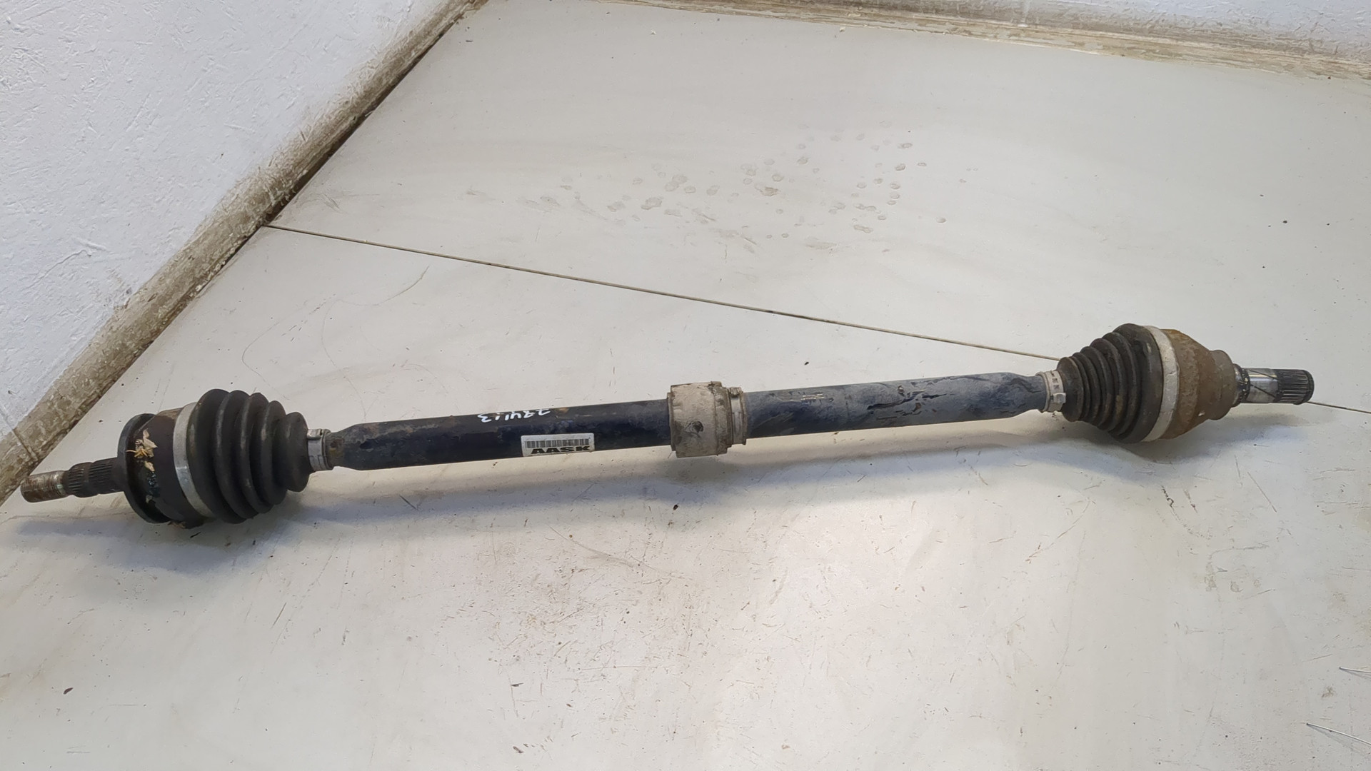 Полуось передняя правая