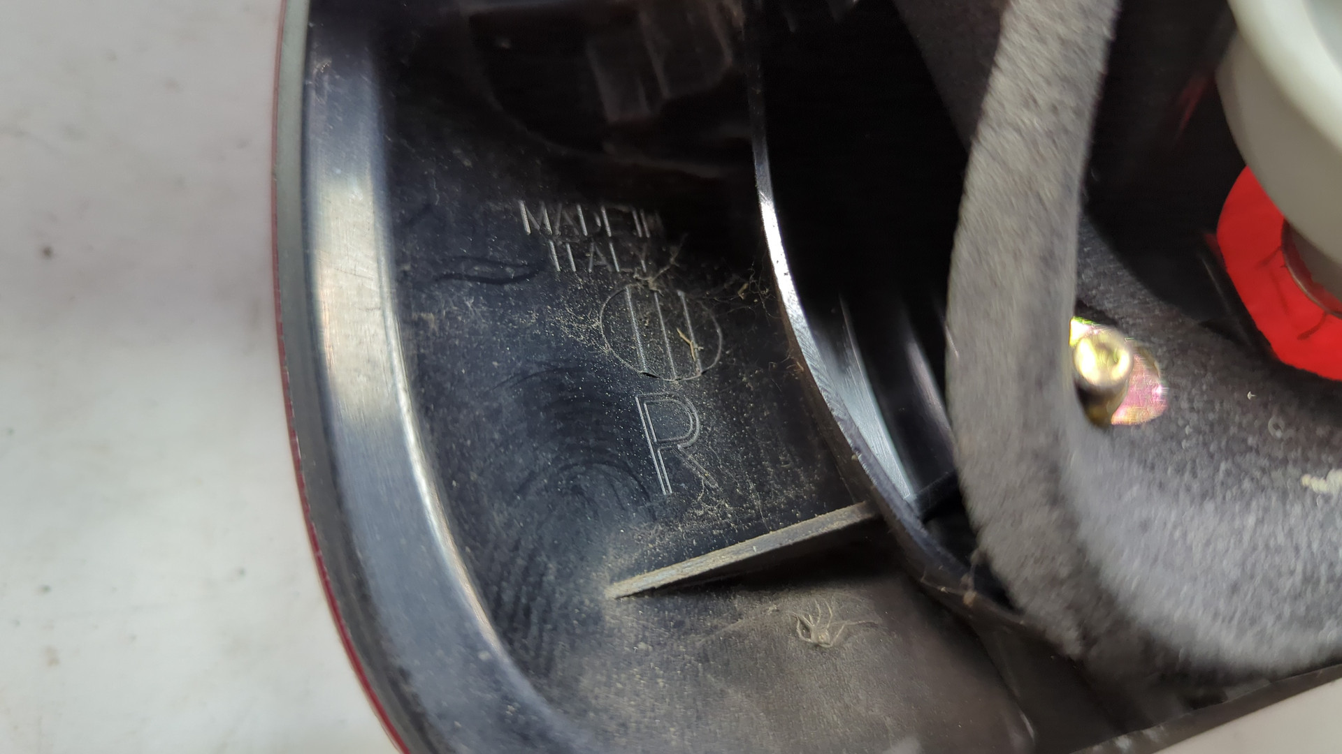 Фонарь задний правый