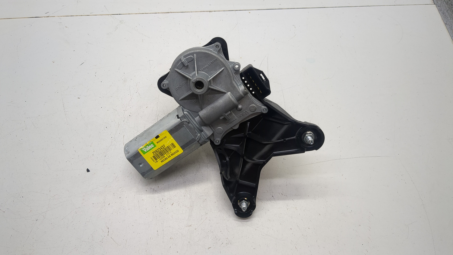 Моторчик стеклоочистителя задний