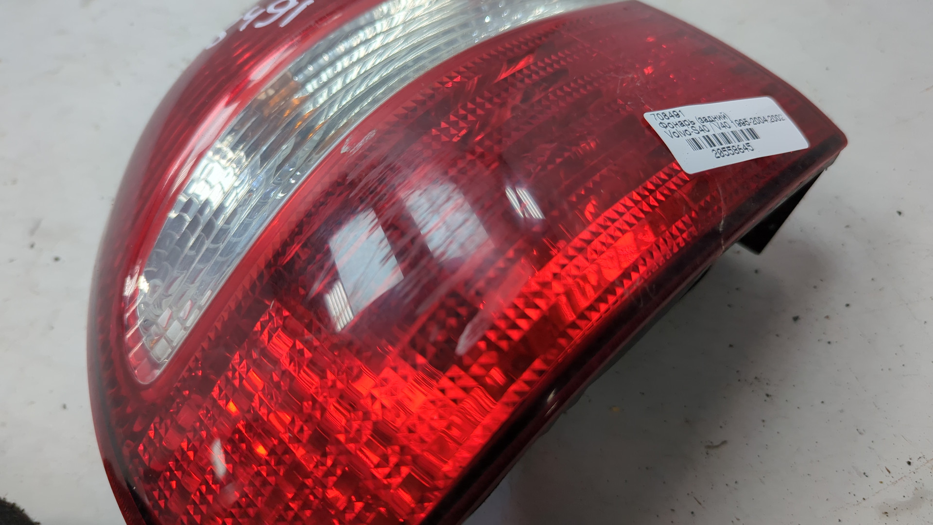 Фонарь задний левый