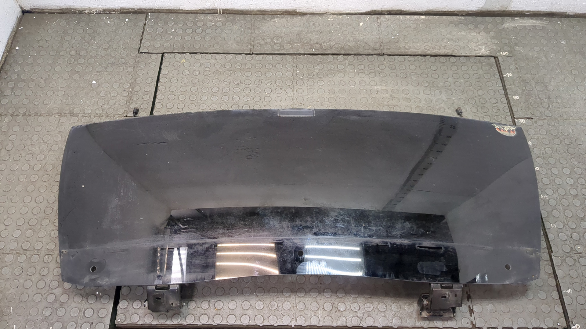 Стекло заднее