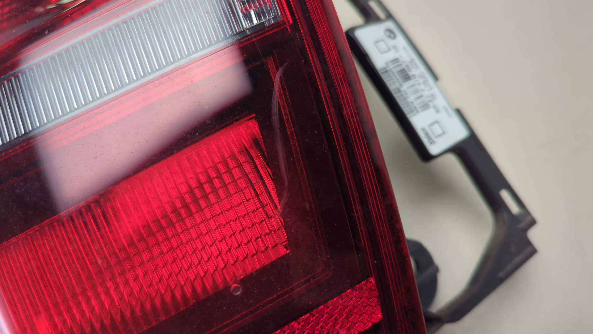 Фонарь задний левый