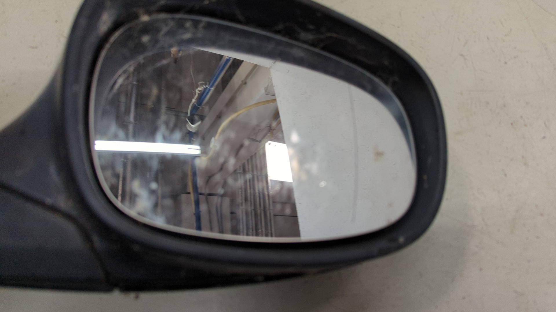 Зеркало правое электрическое