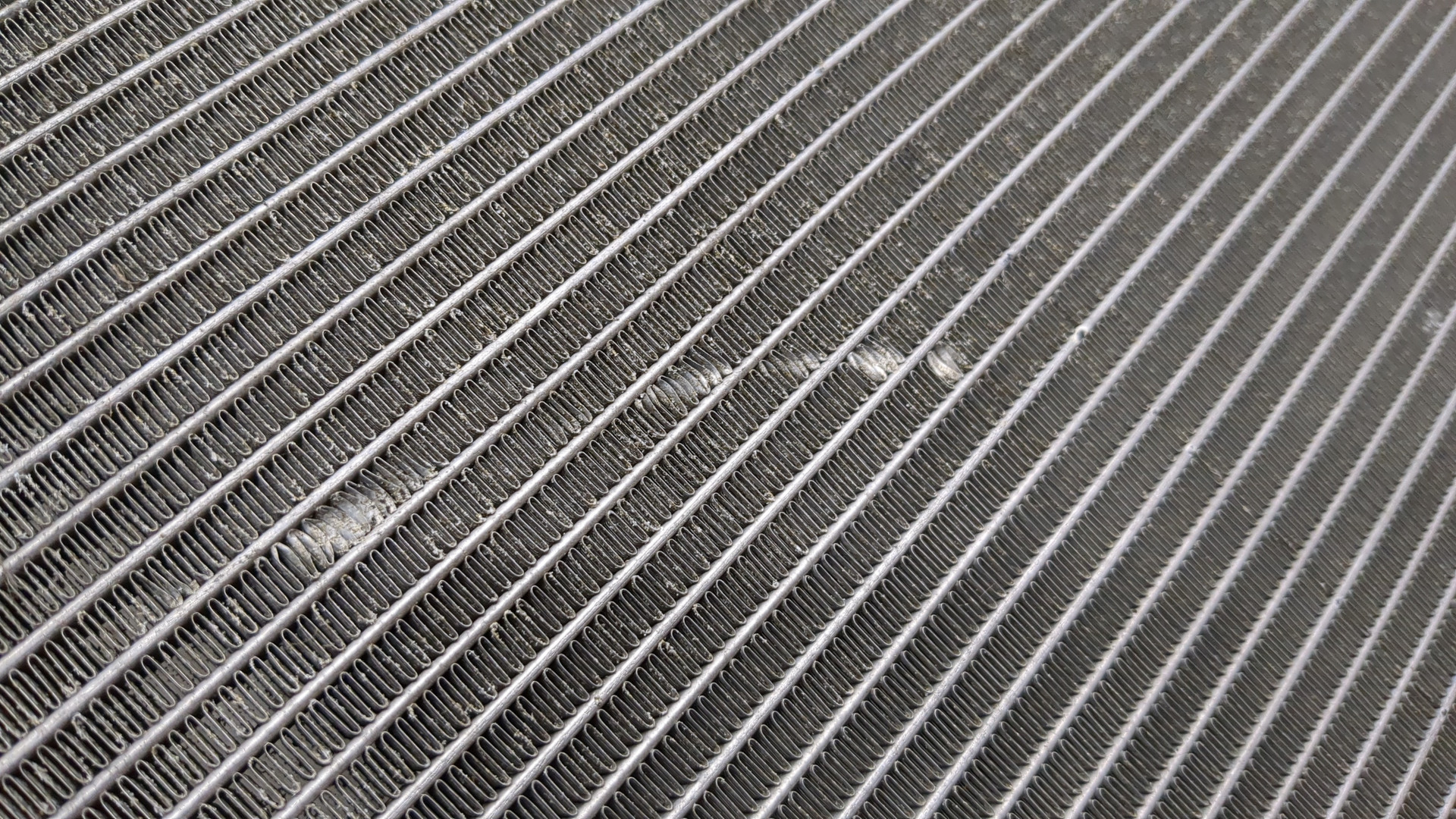 Радиатор охлаждения двигателя основной