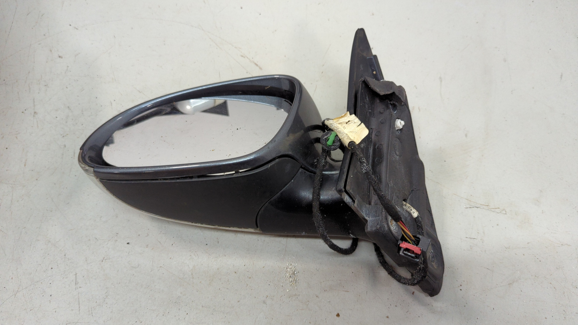 Зеркало левое электрическое