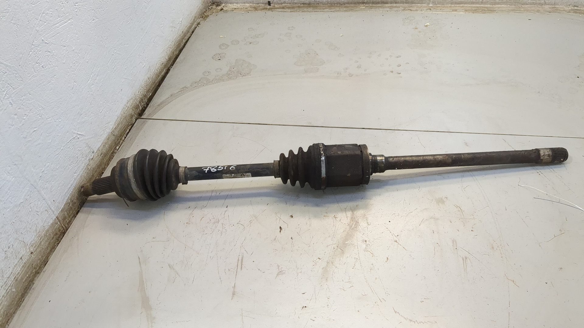 Полуось передняя правая