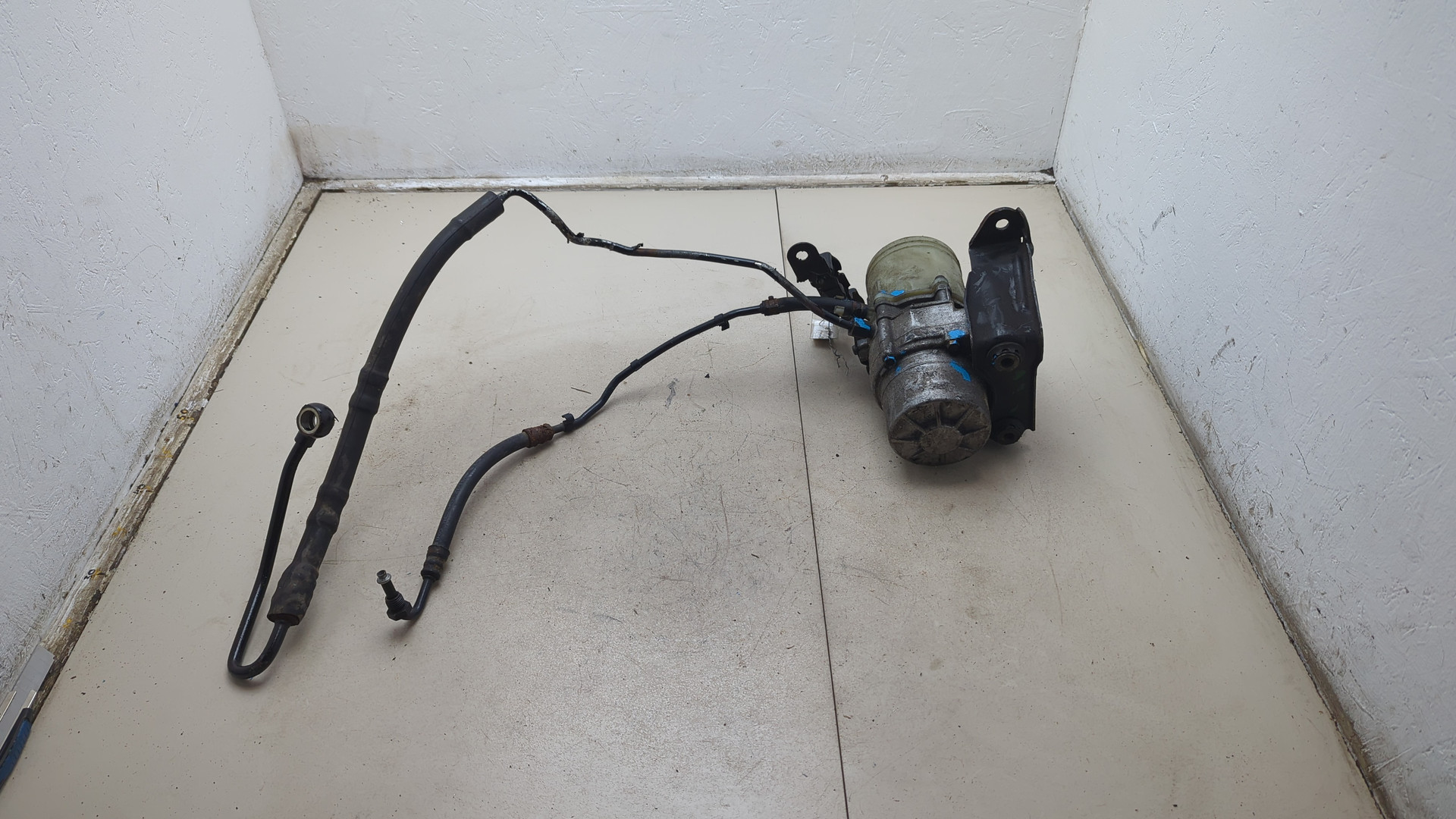 Насос ГУР (гидроусилитель руля)