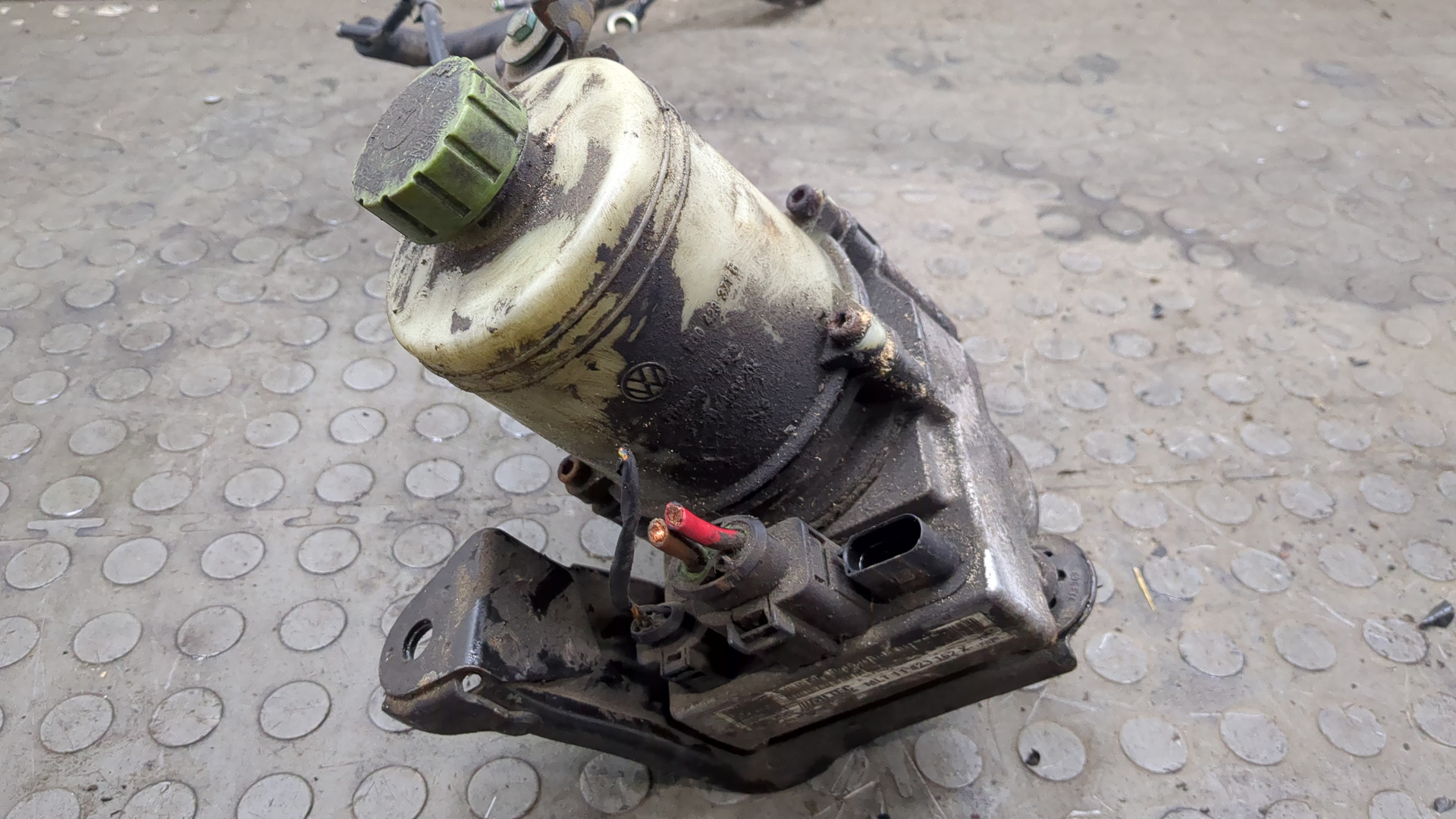 Насос ГУР (гидроусилитель руля)