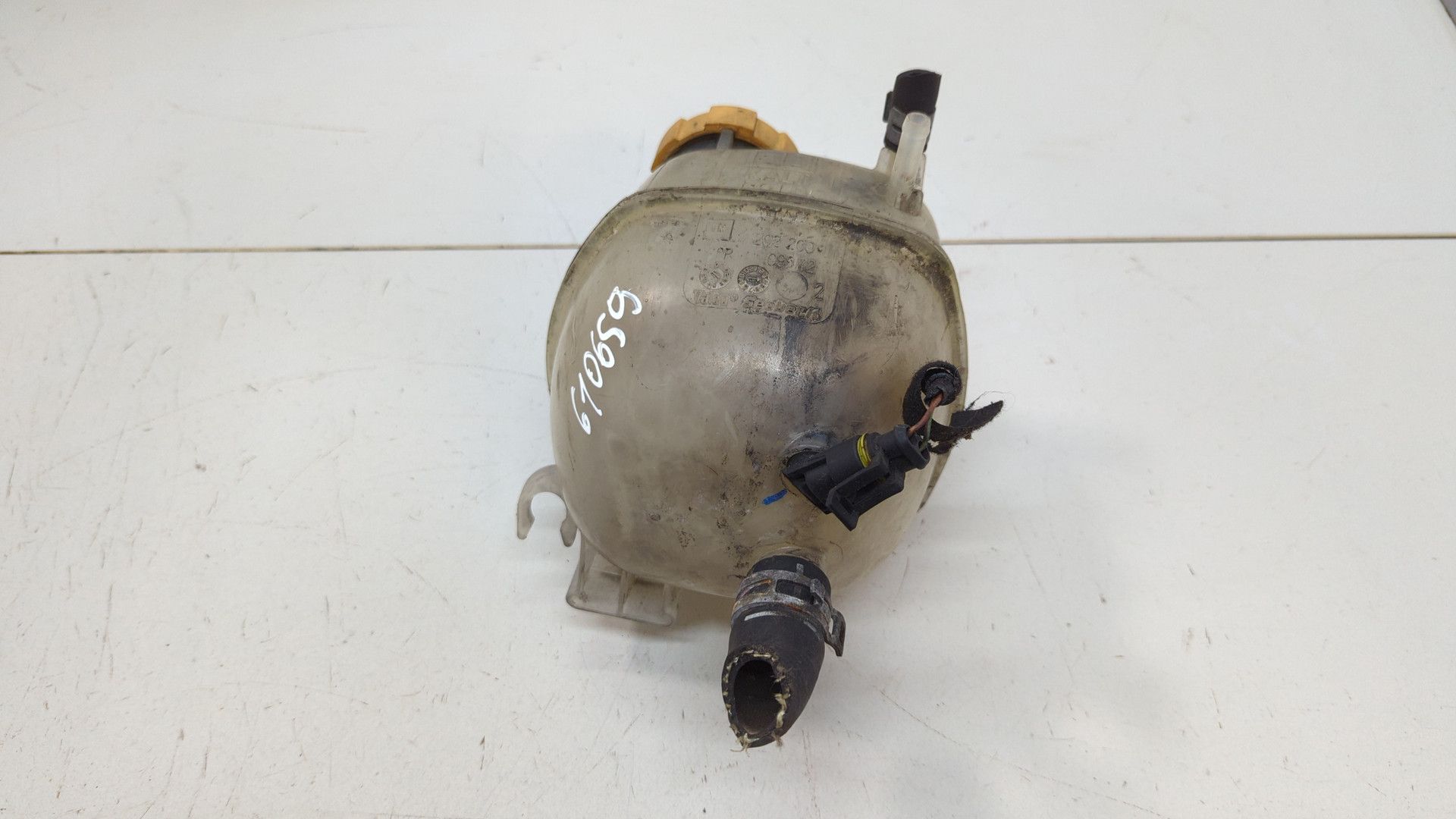 Бачок расширительный