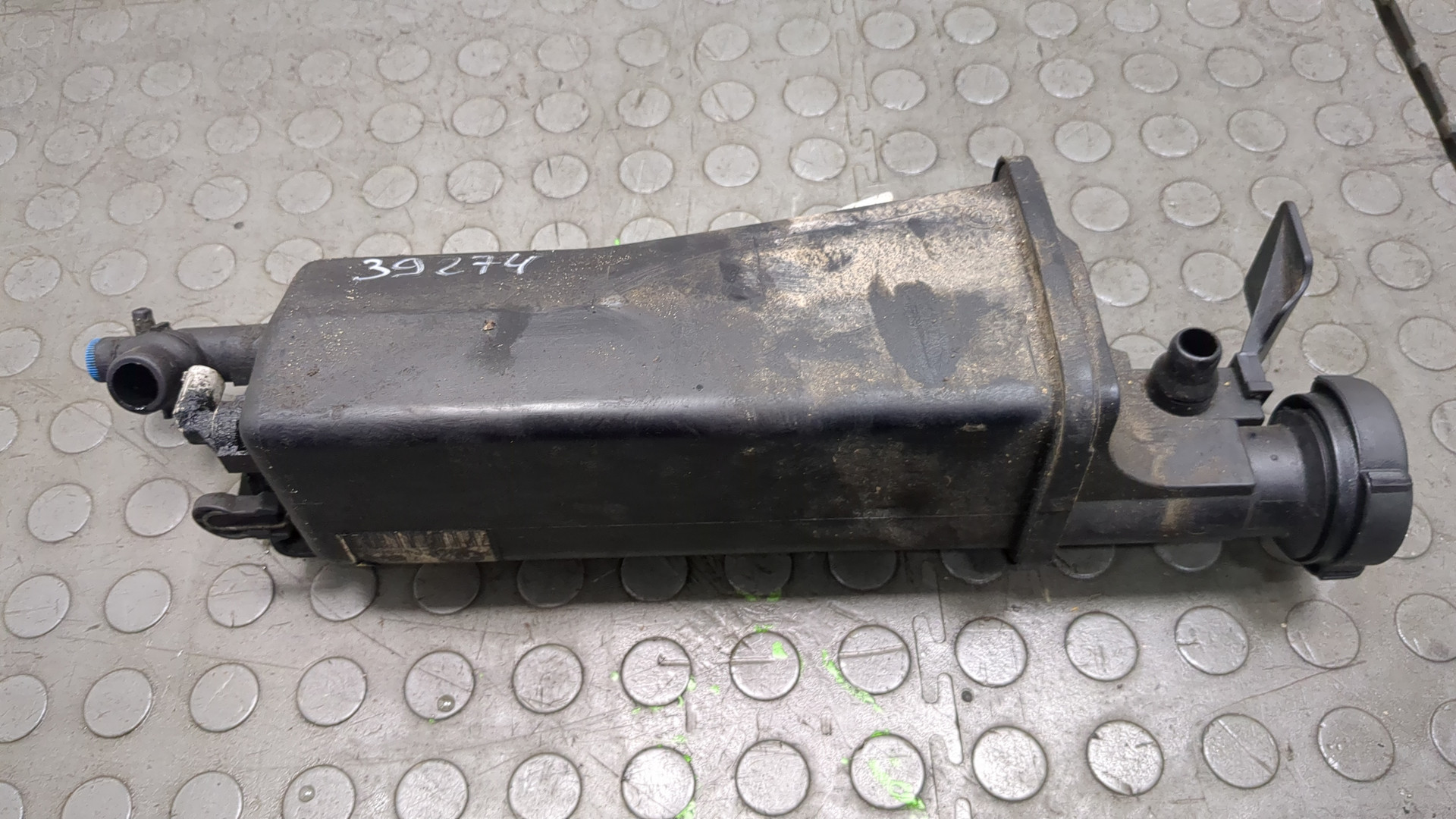 Бачок расширительный