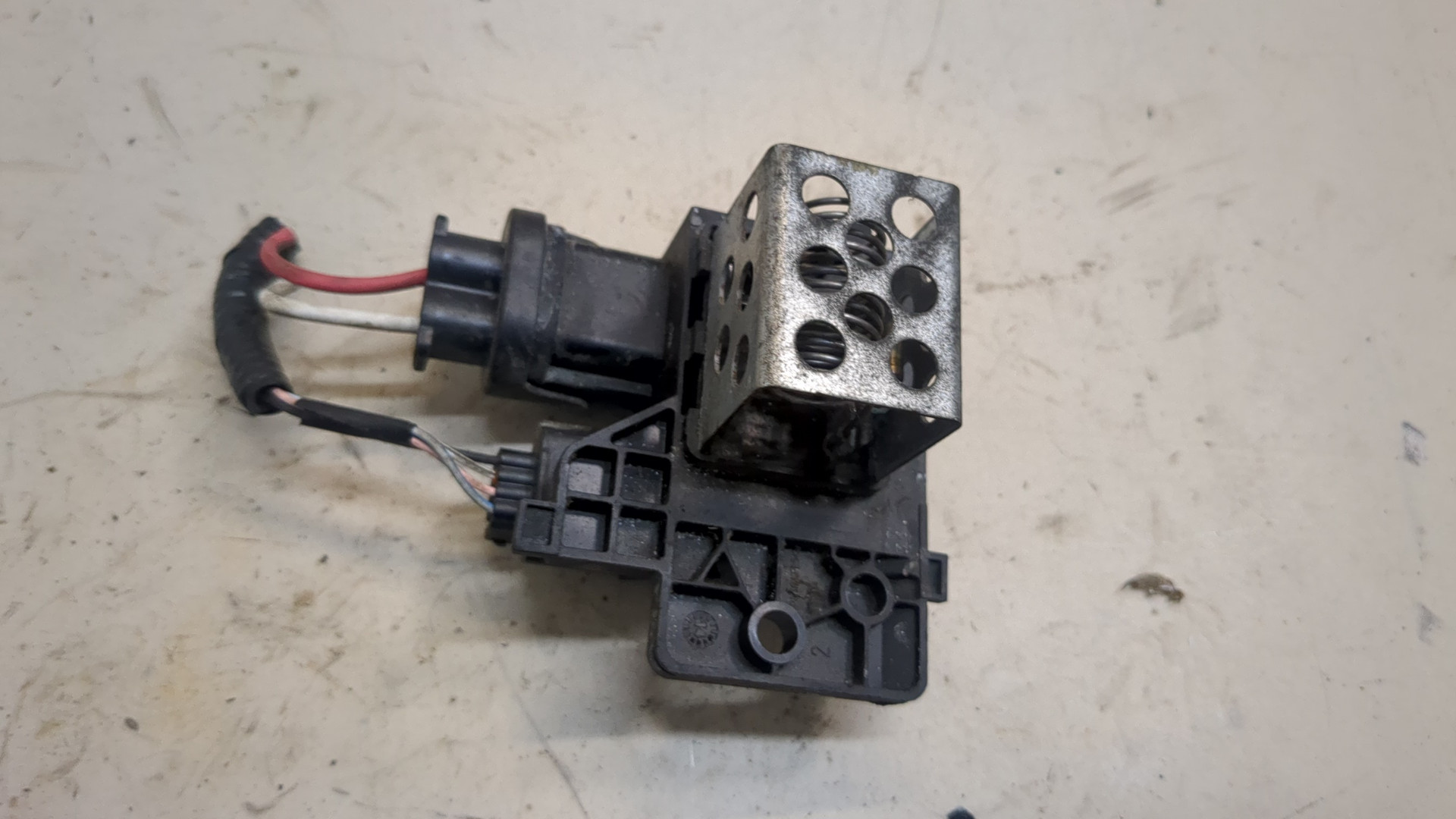 Реле вентилятора радиатора