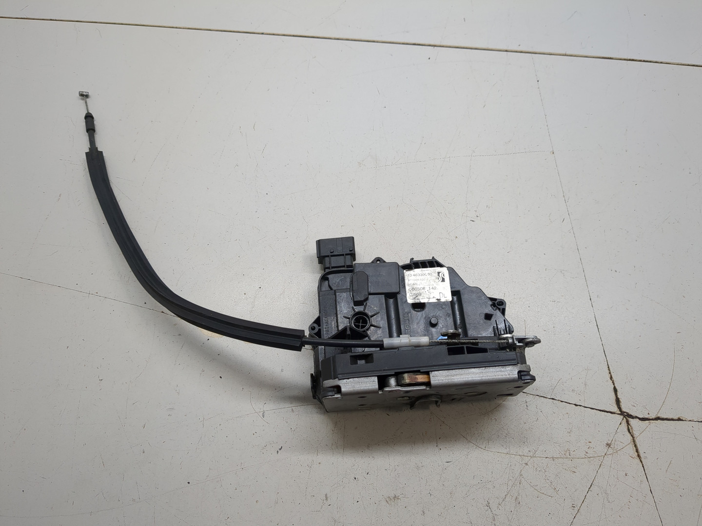 Замок двери задней правой