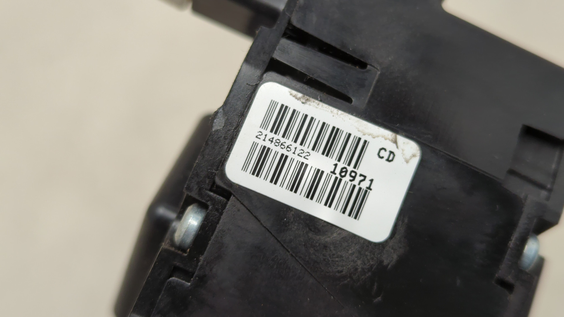 Переключатель поворотов подрулевой