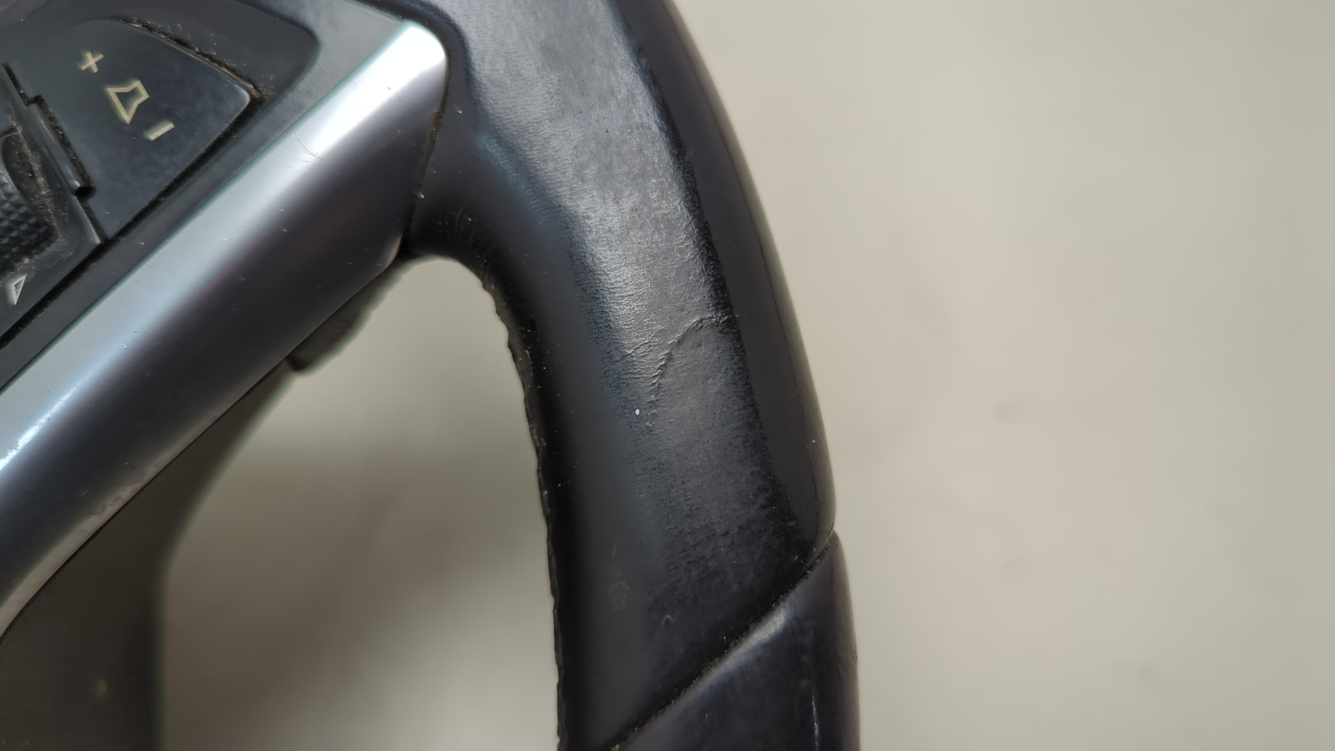 Рулевое колесо (руль)