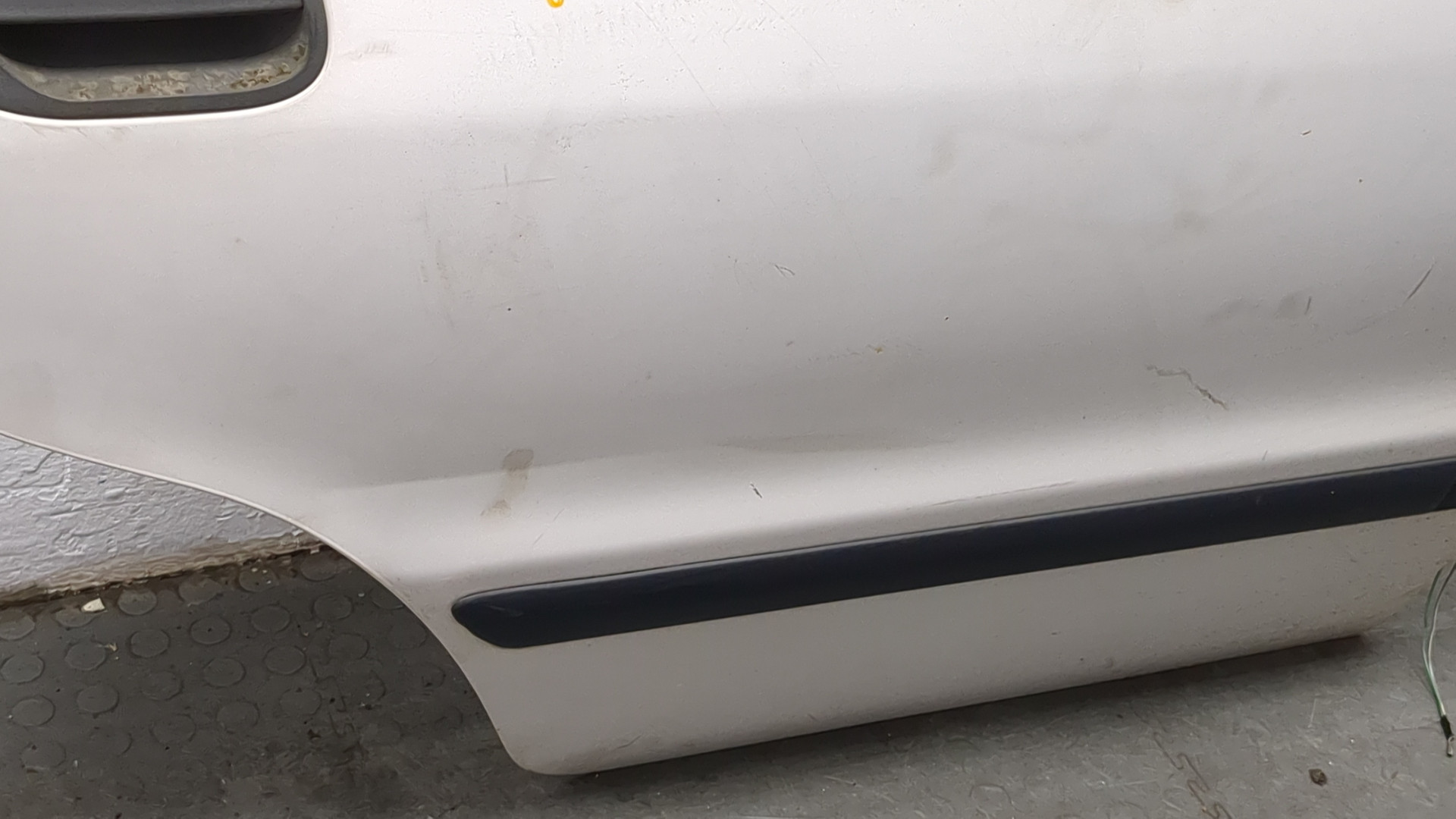 Дверь задняя правая