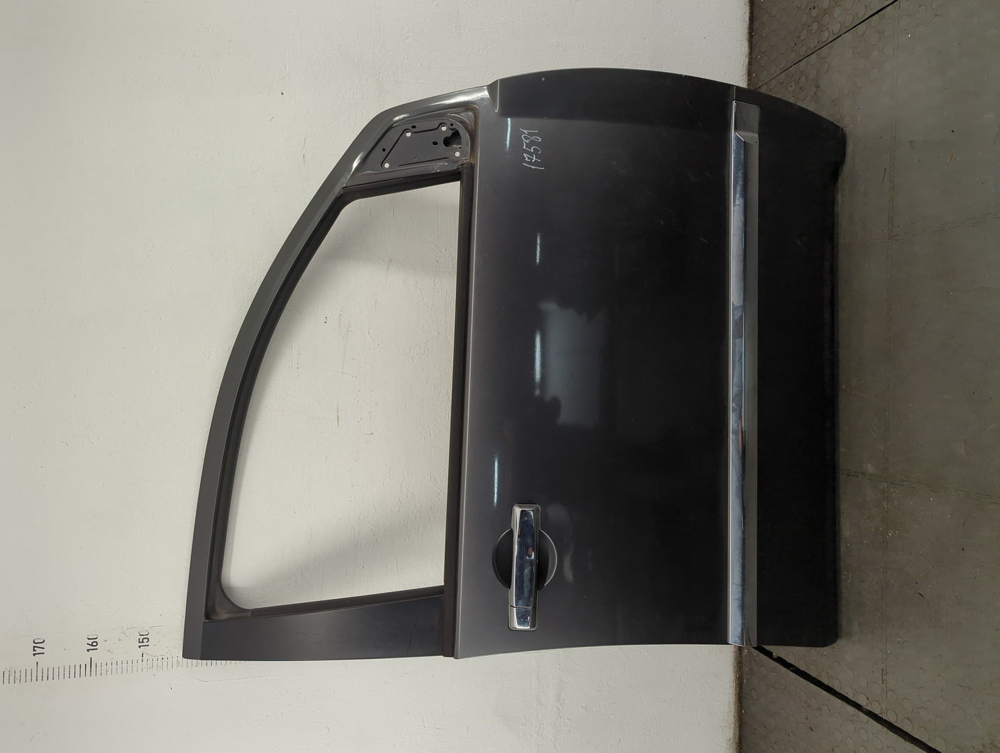 Дверь передняя правая