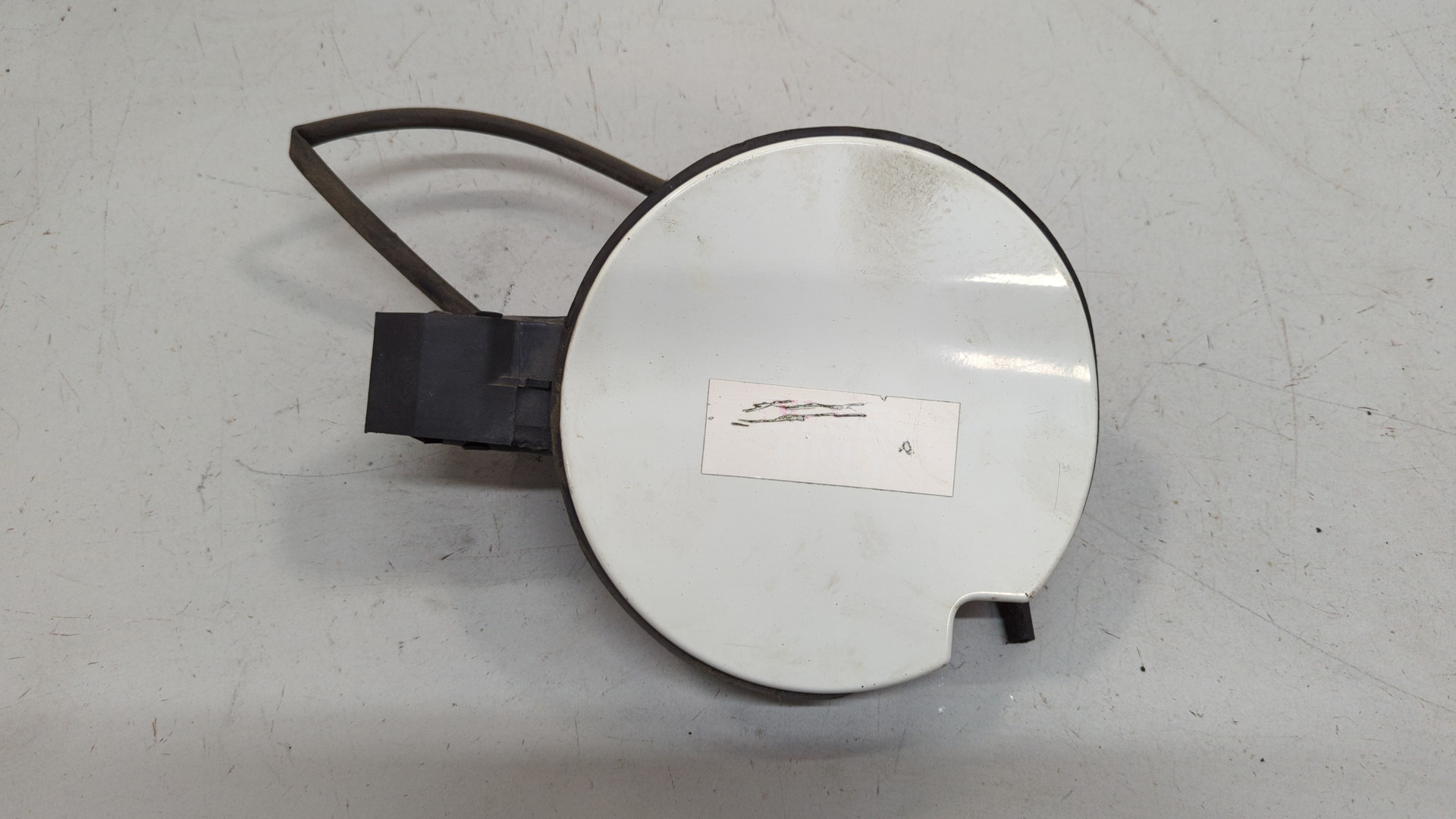 Лючок бензобака