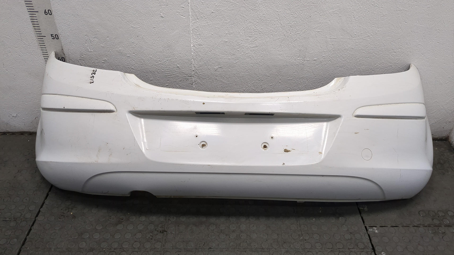 Бампер задний