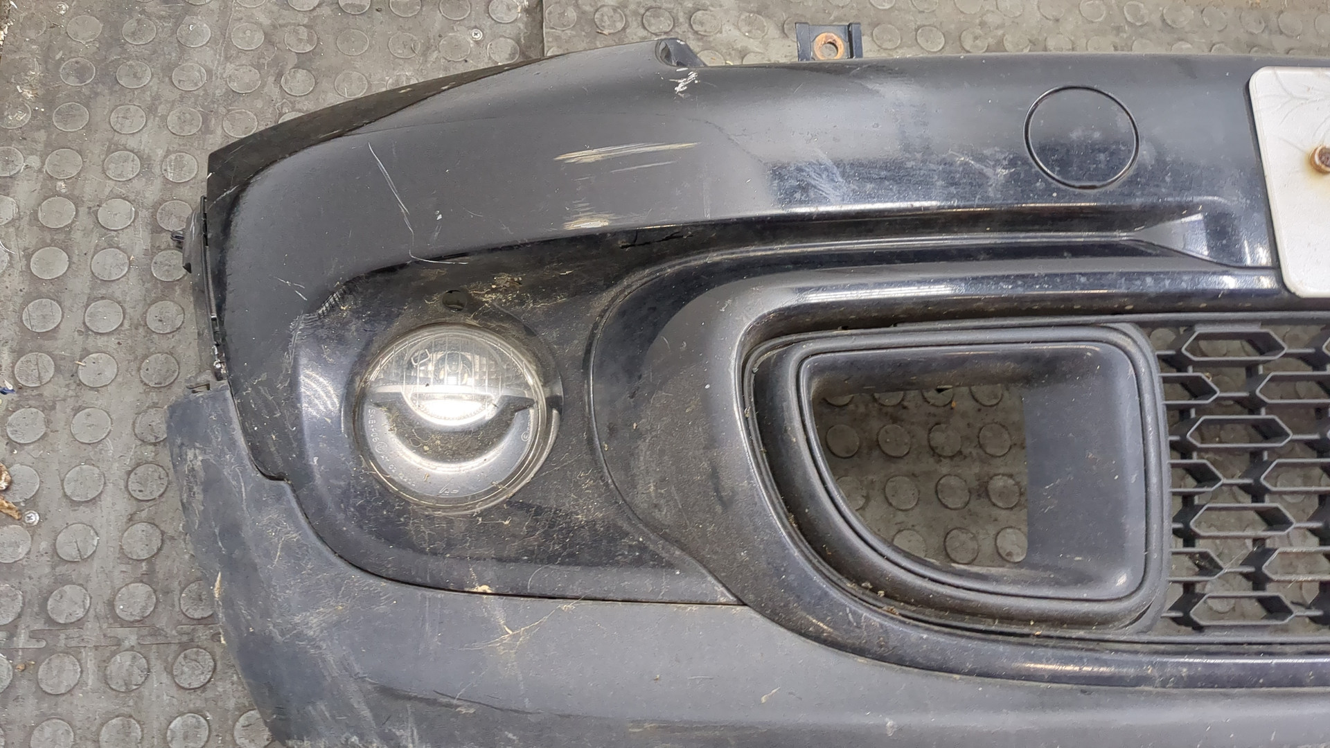 Бампер передний