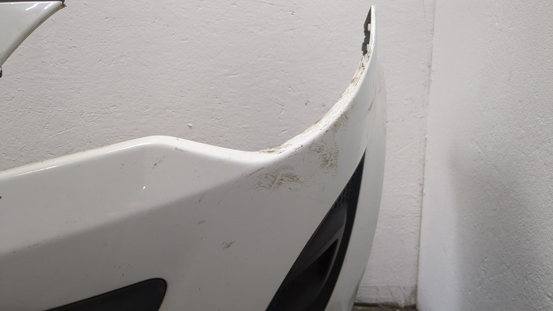 Бампер передний