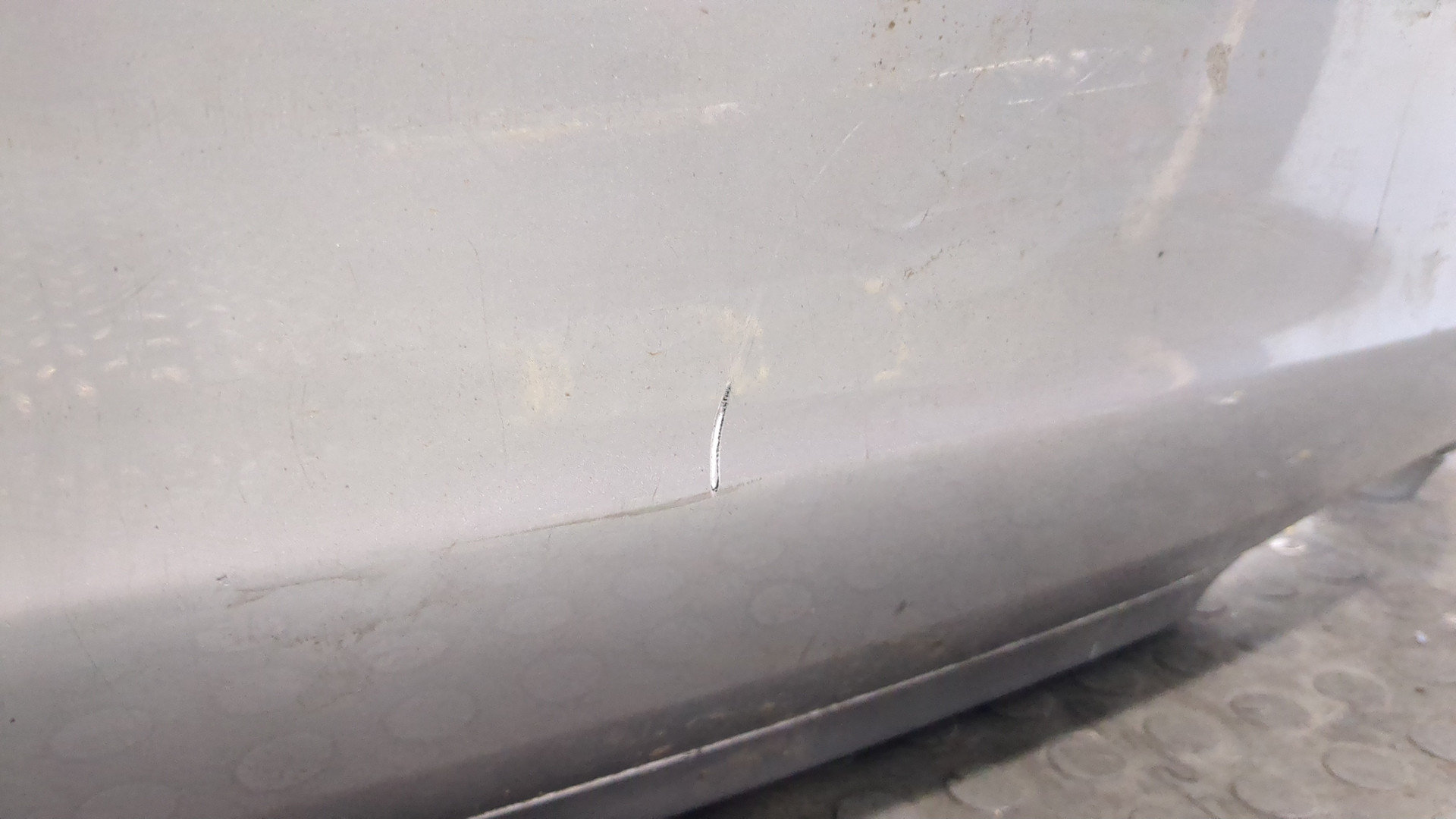 Бампер задний