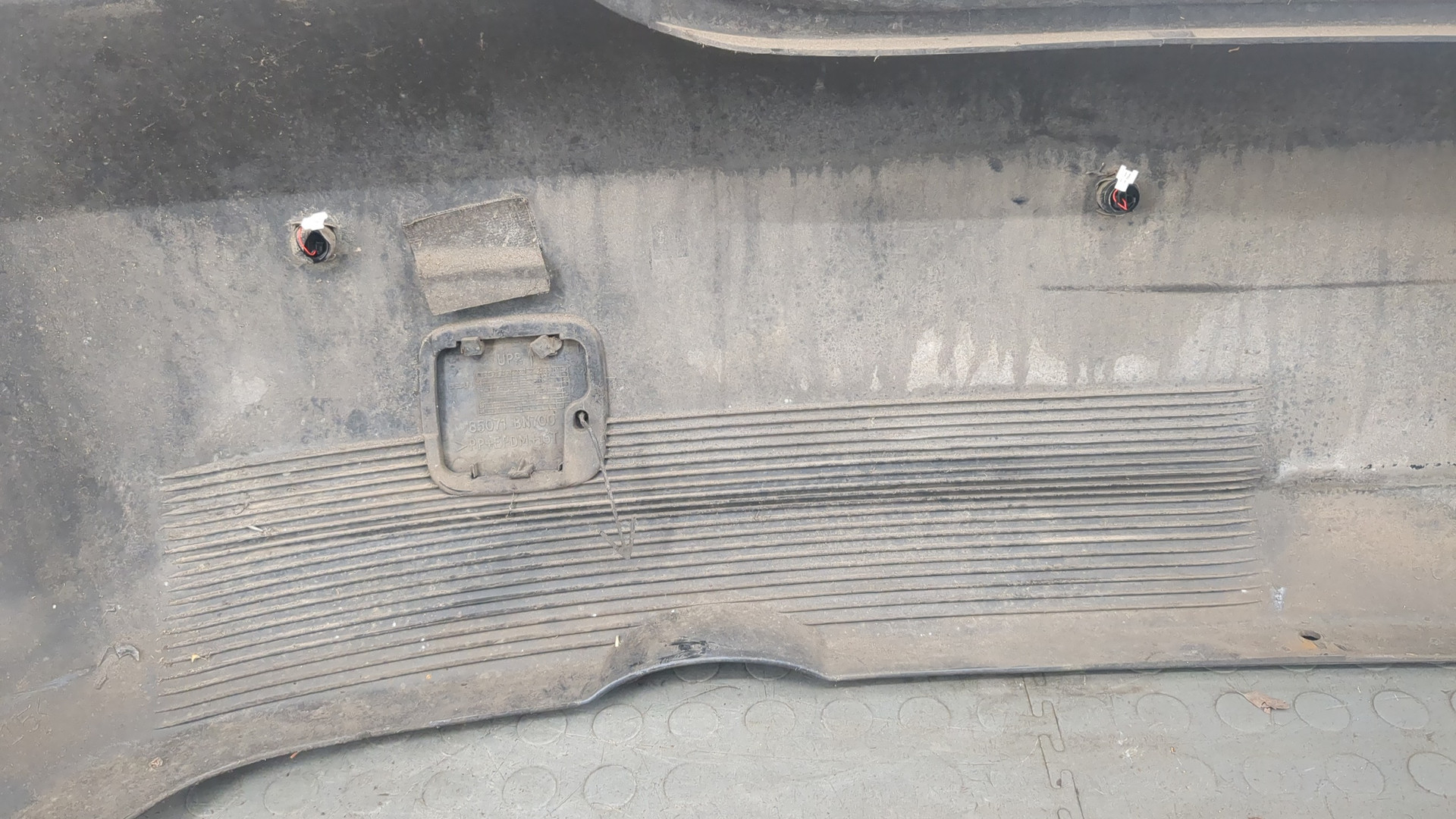 Бампер задний