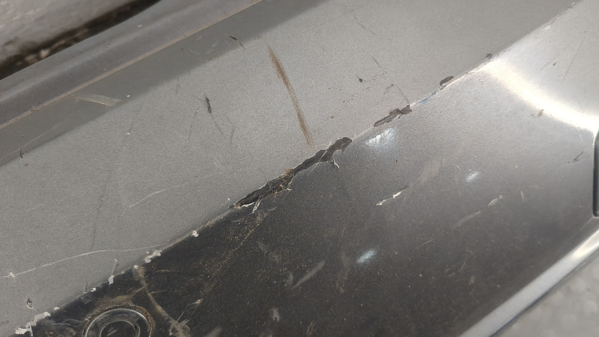 Бампер задний