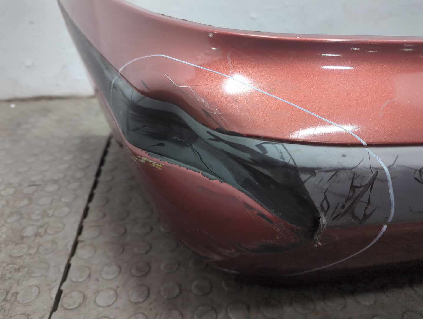 Бампер задний