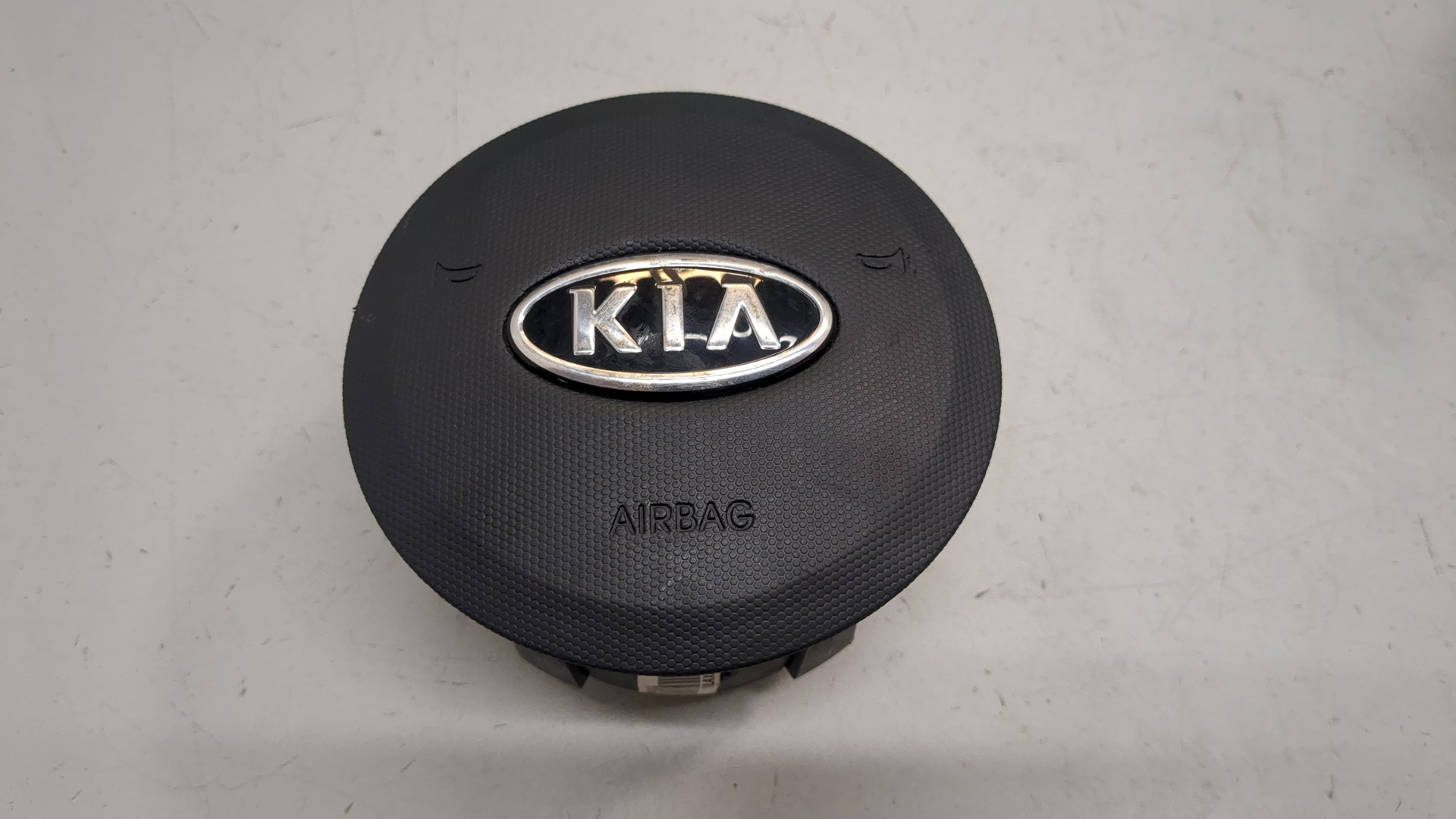 Подушка безопасности в рулевое колесо