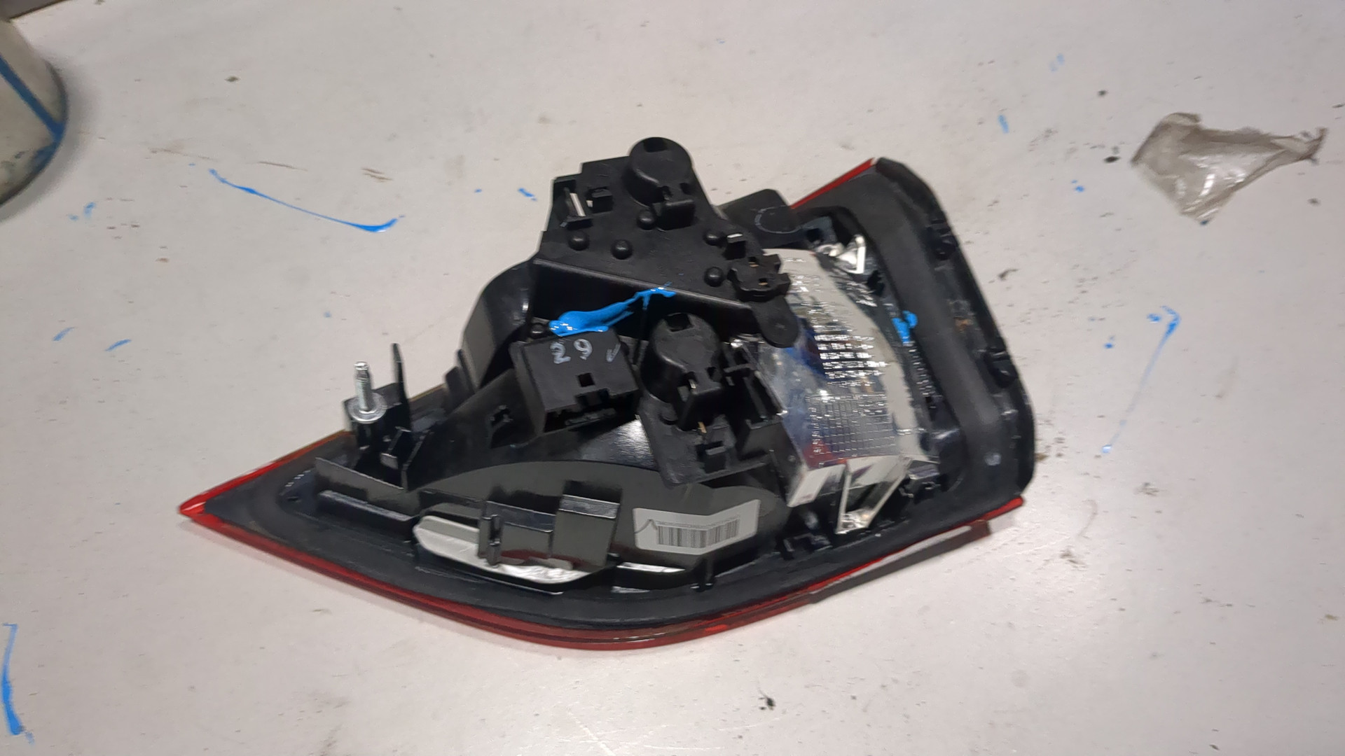 Фонарь задний внутренний левый