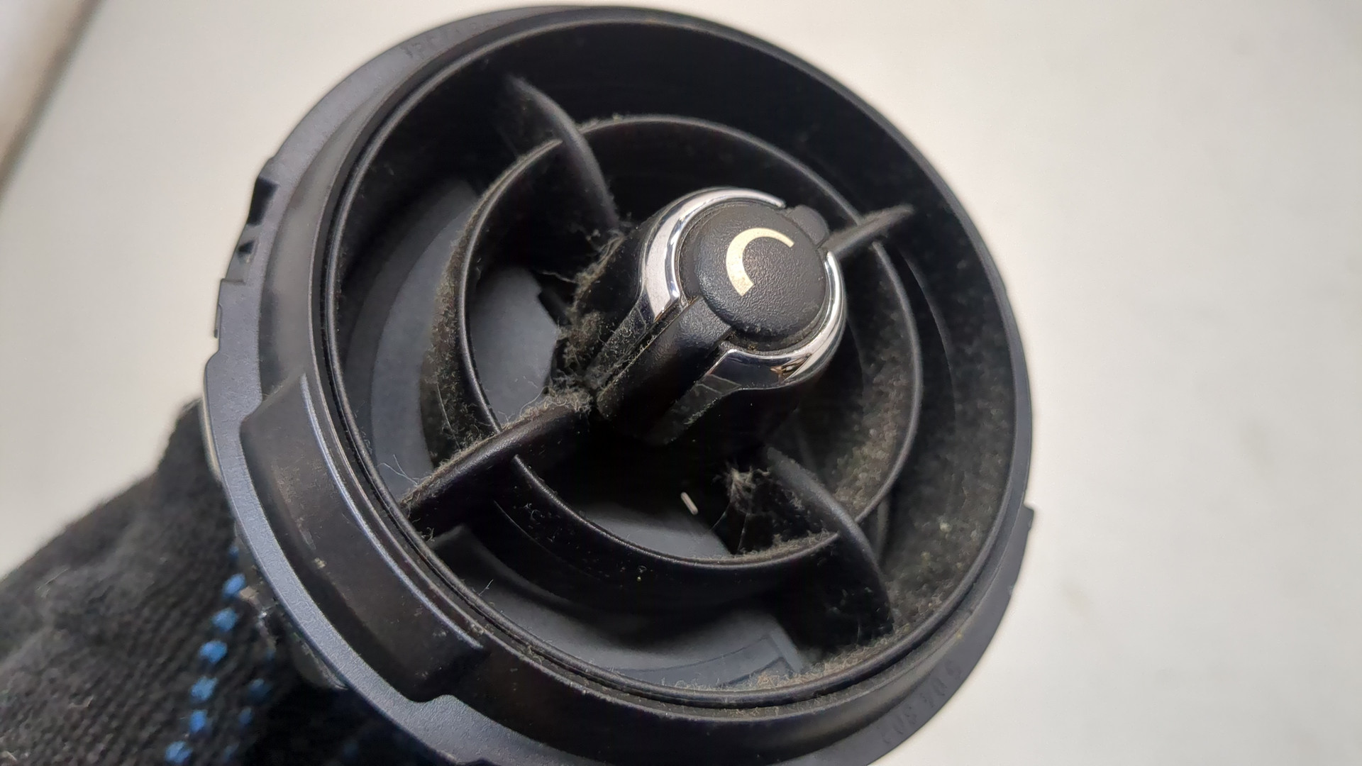 Дефлектор воздушный