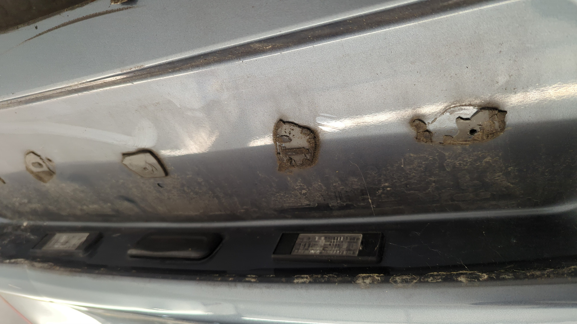 Дверь багажника