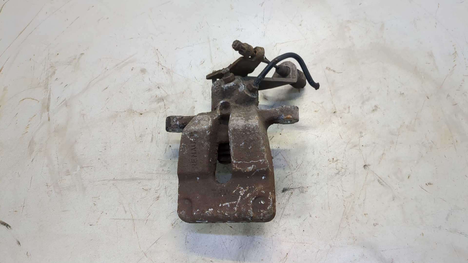 Суппорт задний правый