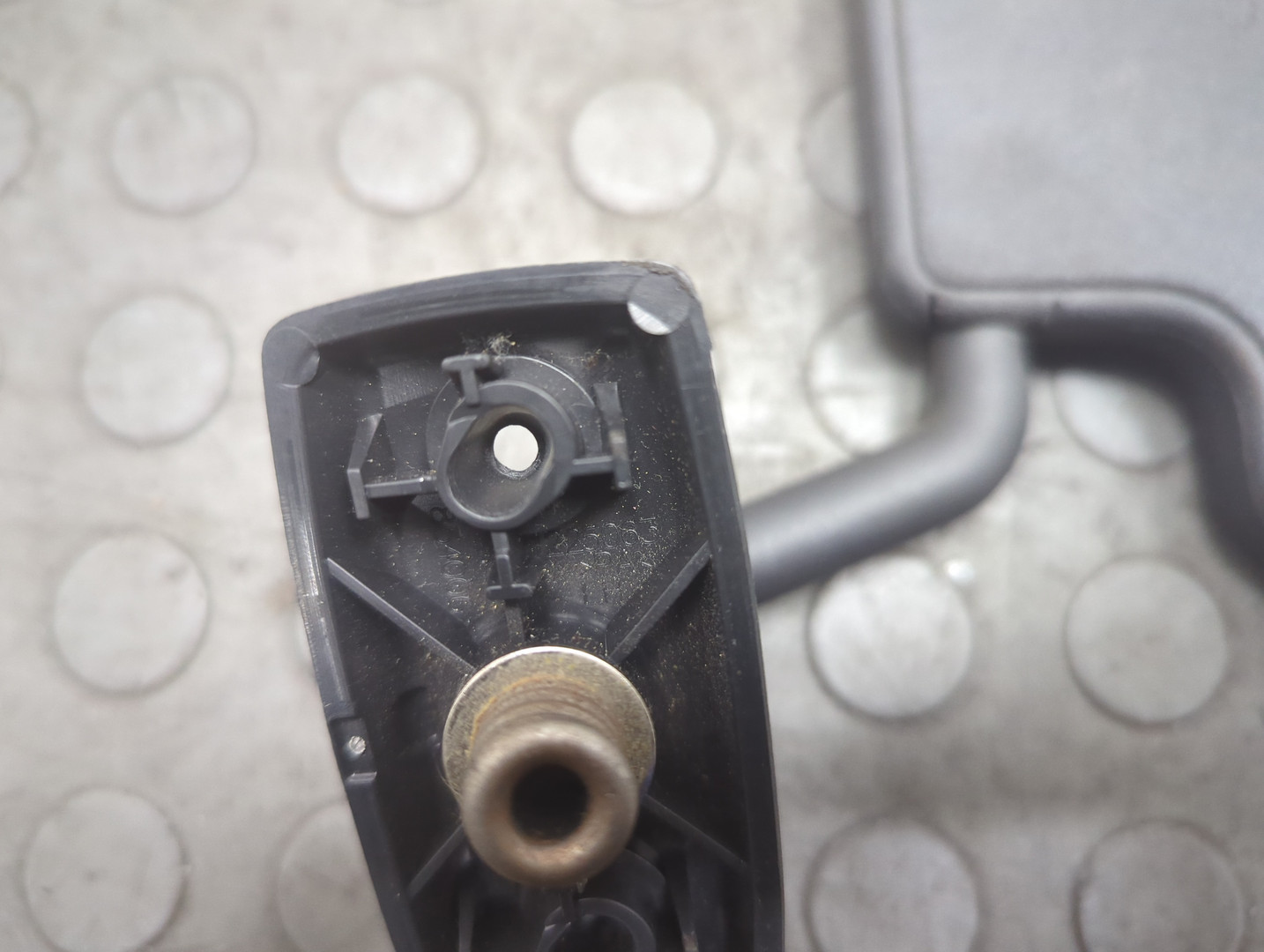 Козырек солнцезащитный