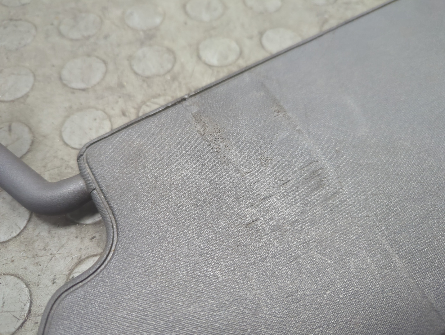 Козырек солнцезащитный