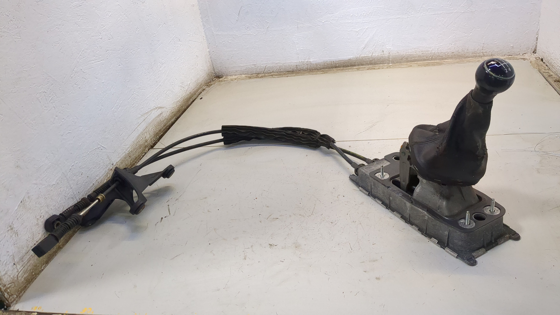 Кулиса МКПП / АКПП