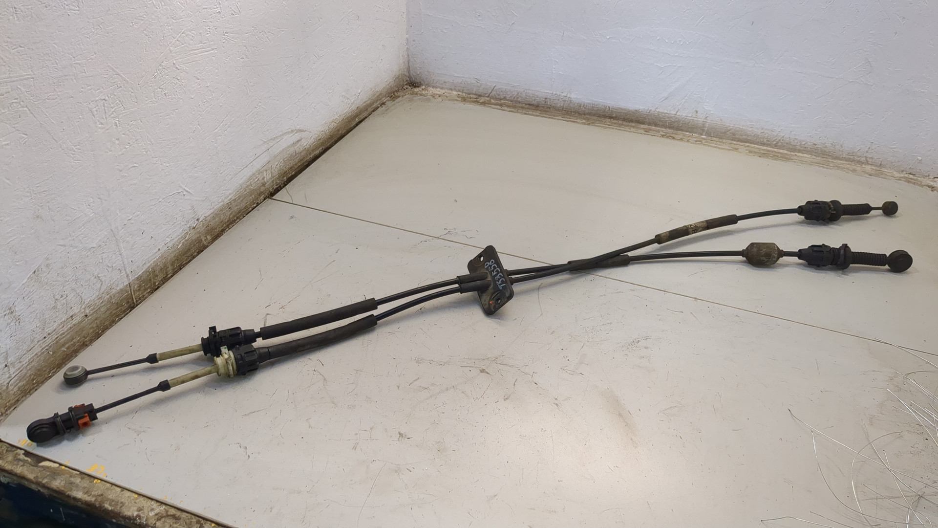 Трос КПП (выбора/переключения передач)