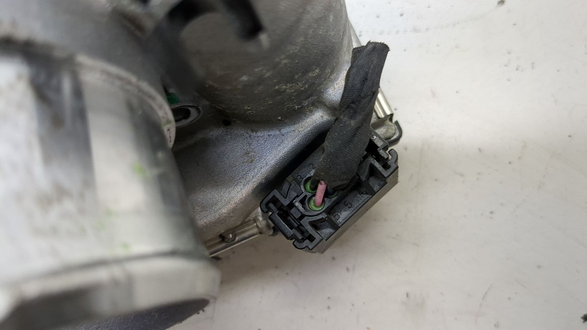 Заслонка дроссельная электрическая