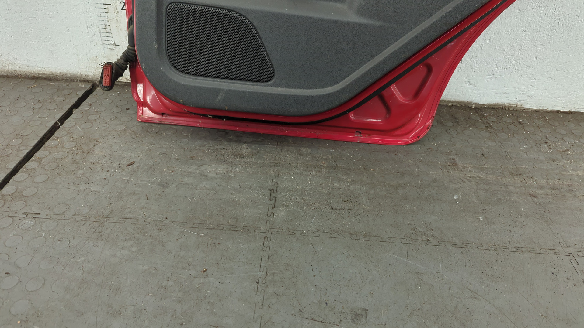 Дверь задняя правая