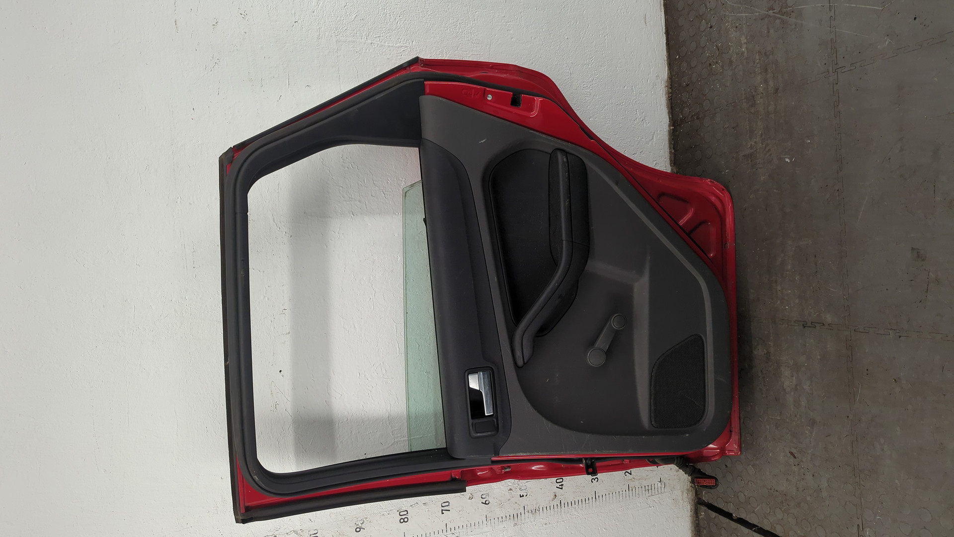 Дверь задняя правая