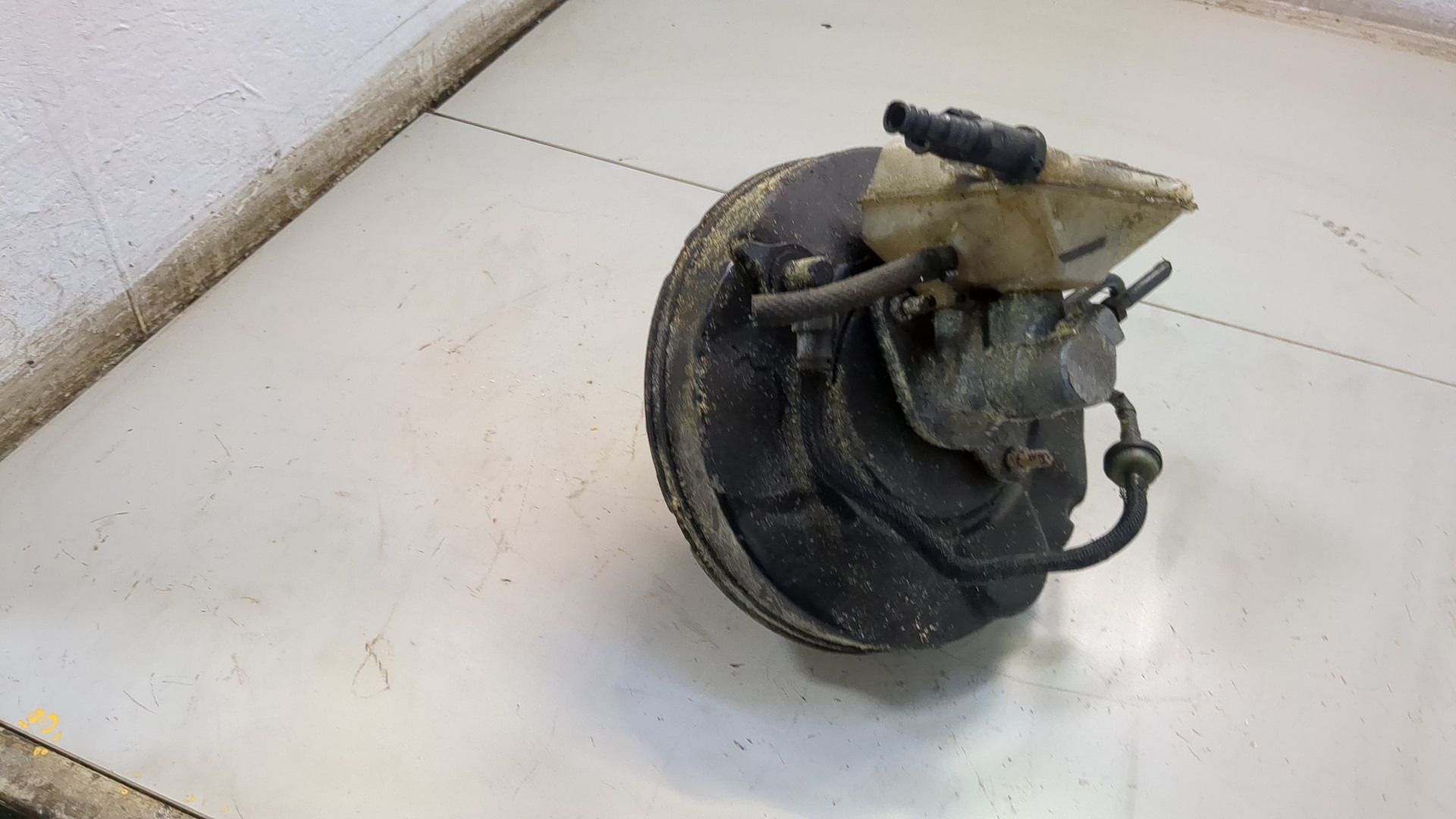 Цилиндр тормозной главный