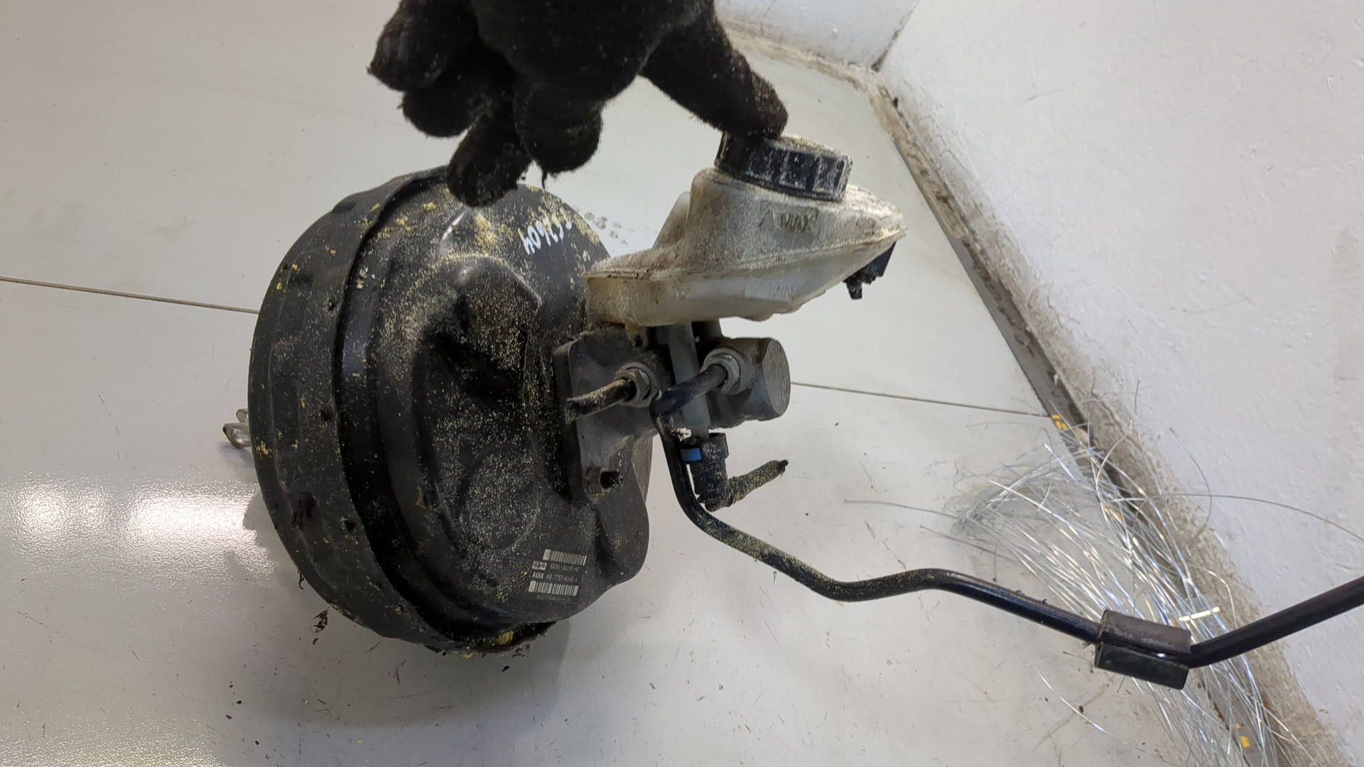 Цилиндр тормозной главный